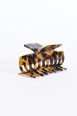 Holiday Life Saturday Hair Claw Dark Animal